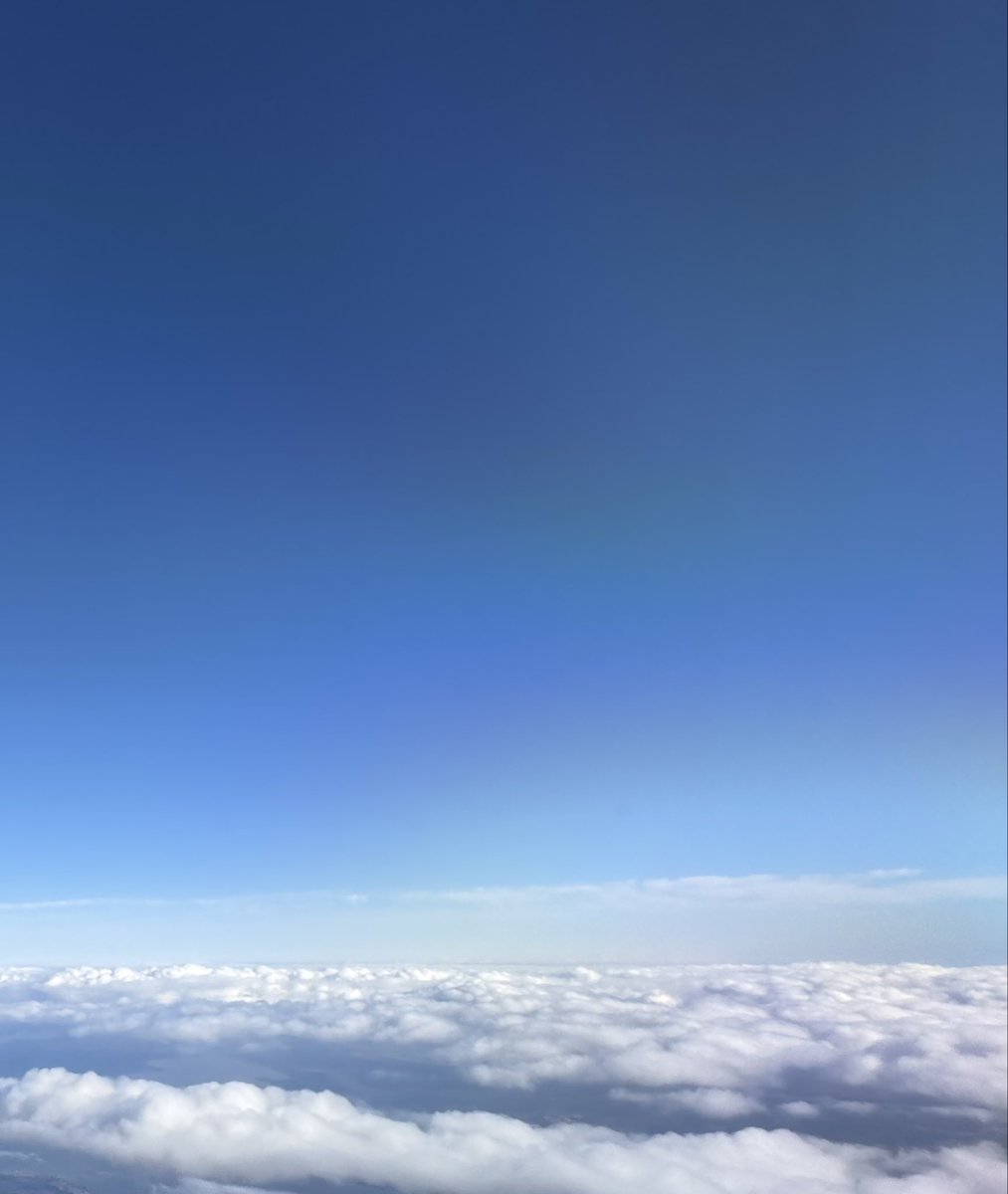 tokikaa's tweet photo. #爽やかに煌めくBlueSky2026 
#羽生クラスタ空部
空の日＆空部の日
おめでとうございます✨
光をたっぷり含んだ吸い込まれるような紺碧の空が好きです💙 https://t.co/3fD5Ya3V8q