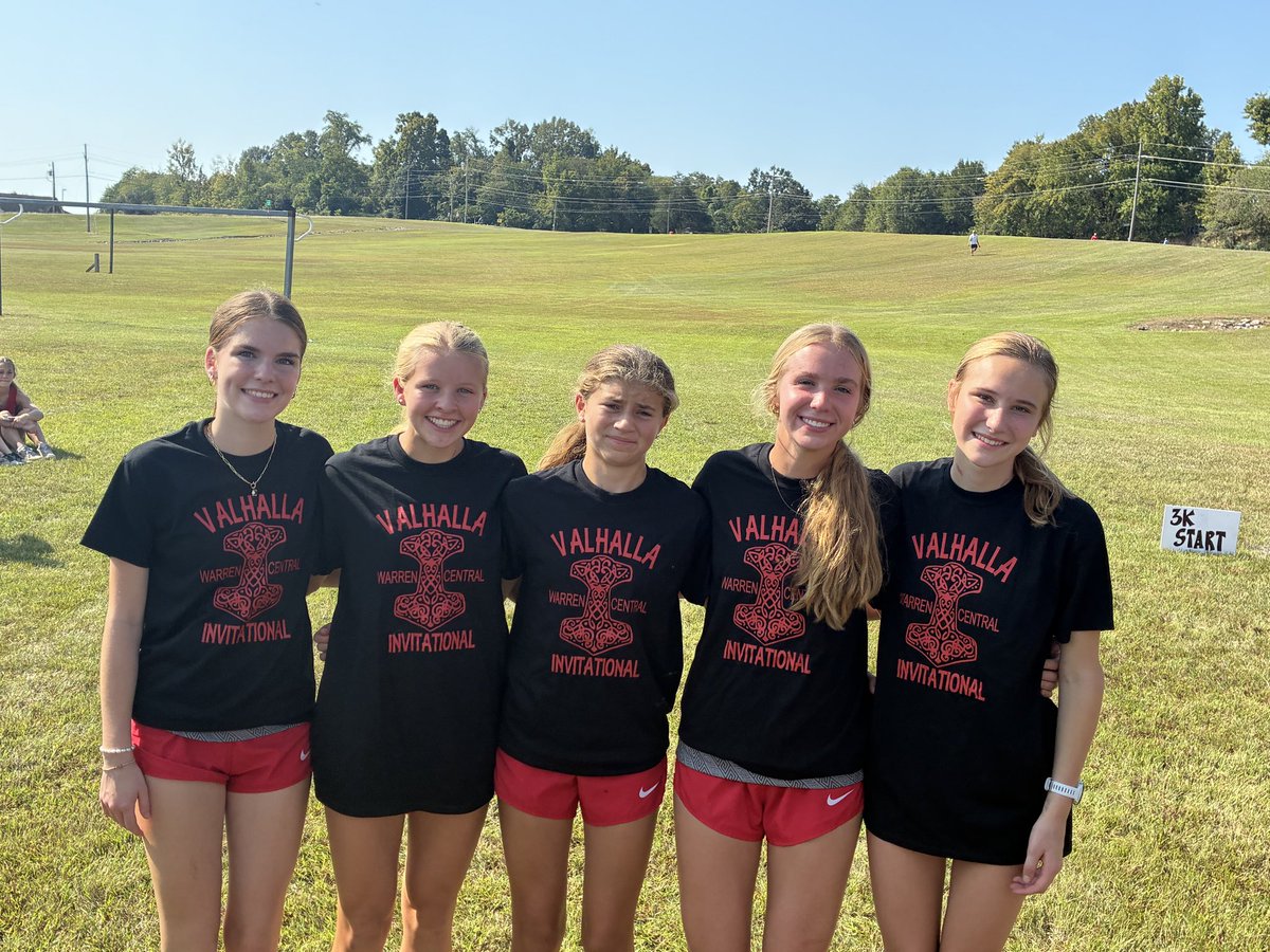 Ladyarrowxc's tweet photo. Eleanor F, Olivia, Eleanor W, Riley (individual champion), and Caroline H placed in the top 10 at Warren Central Invitational. https://t.co/UXmMwy2vgi