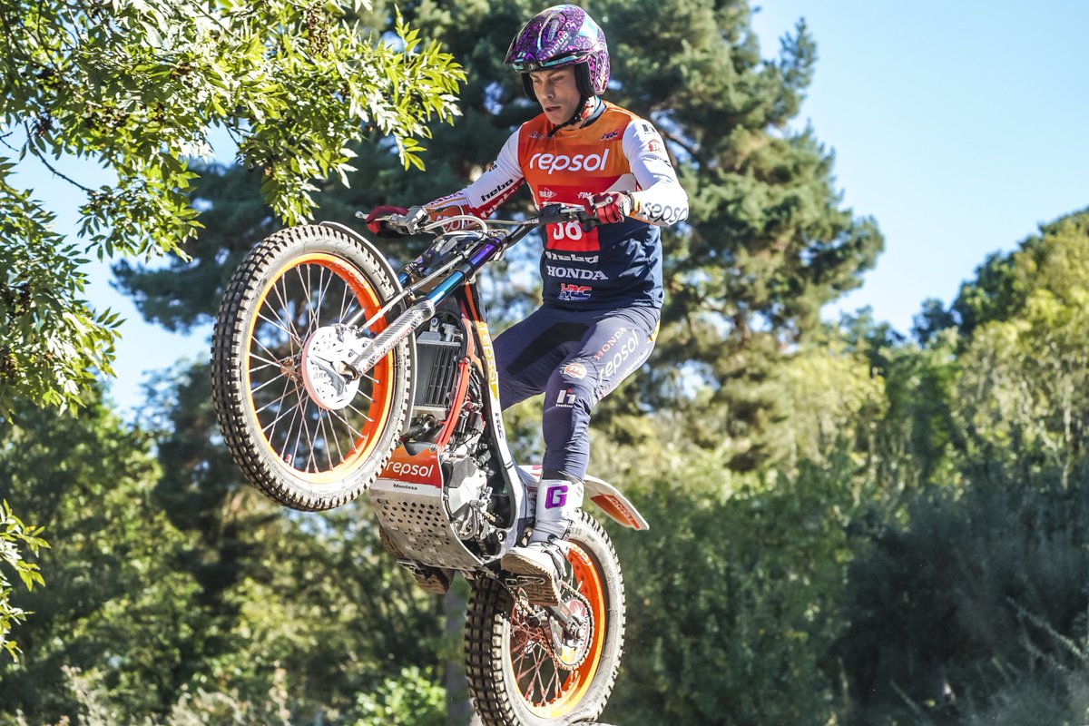 trialteamhrc's tweet photo. FINAL RESULTS π
ππ #ToniBou
ππ #GabriMarcelli
#RepsolHonda #Honda #HRC https://t.co/9EGDfrY2wO