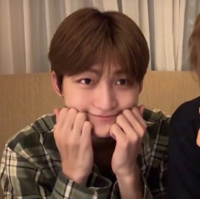 luvon328's tweet photo. 지훈이 볼찌빵 졸귀ㅠ https://t.co/JgWlyluc6S