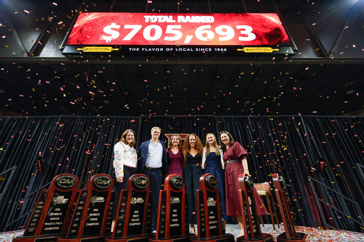 ElonPhoenix's tweet photo. 𝗪𝗵𝗮𝘁 𝗮 𝗻𝗶𝗴𝗵𝘁! 🐦‍🔥

The 19th annual Night of the Phoenix brought the Elon community together in support of our student-athletes, raising an incredible $705,693.

Thank you, Elon Family! ❤️💛

#PhoenixRising https://t.co/tVsFlgWySO