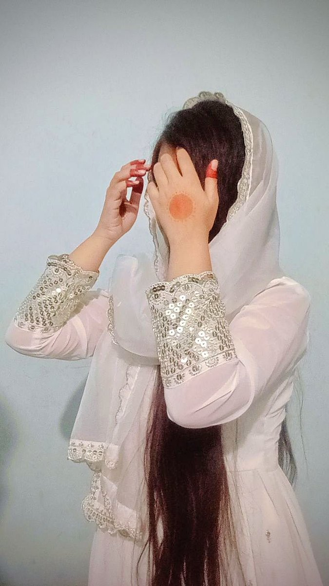 ziby_43's tweet photo. رُت بدلتے ہی.!! بدل جائے گی حالت تیری
اے شجر شُکر منا تیرے موسمی دُکھ ہیں https://t.co/ViUnEwTTAm