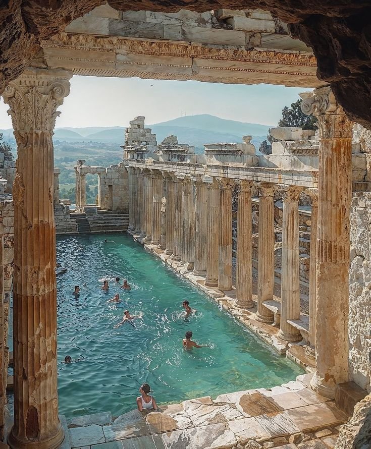 NaturalEye78321's tweet photo. 📍 Cleopatra's Pool, Turkey 🇹🇷 https://t.co/MK0D7HXrRd