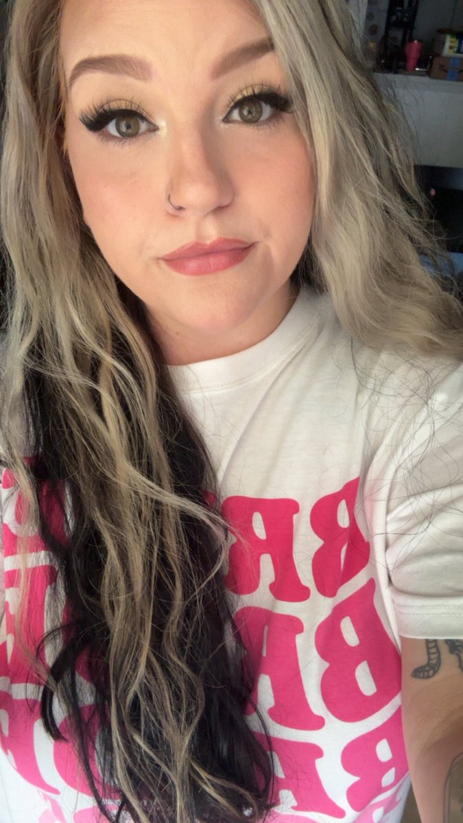 breatheabby's tweet photo. Oh she bad bad https://t.co/ugrdyeMV7D
