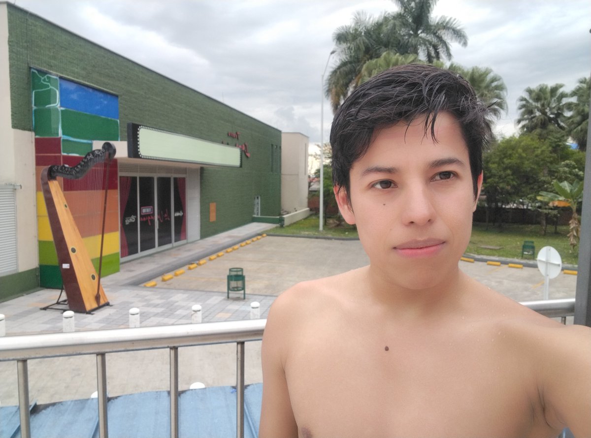Speedoboy_Peter's tweet photo. Today was all about 100m drills, with something different every 25m. One-arm swimming, different breathing patterns, kick-only in streamline, backstroke, and finishing some sets at 100%. Definitely a workout for both coordination and memory! 🏊‍♂️🧠
#speedo #swimming #swimsuit #swim https://t.co/tmlSVTC0RB