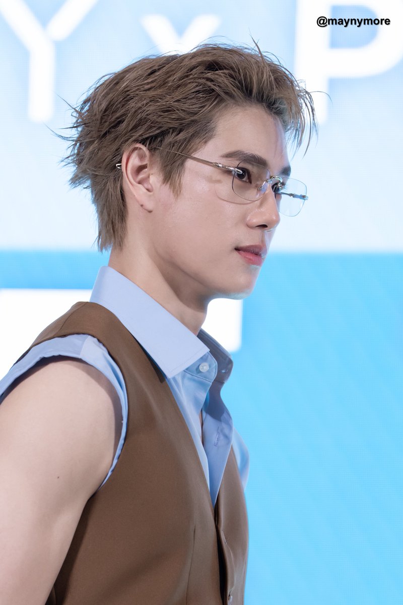 maynymore's tweet photo. มูหูแล้วนะ😡😡
ทำหน้าโมโหยังไงให้น่ารักขนาดนี้🤏🏻🤏🏻

PHUWIN SKIN DETECTIVE

#SKINOXYxPHUWIN
#phuwintang https://t.co/MGDCHIP5kf