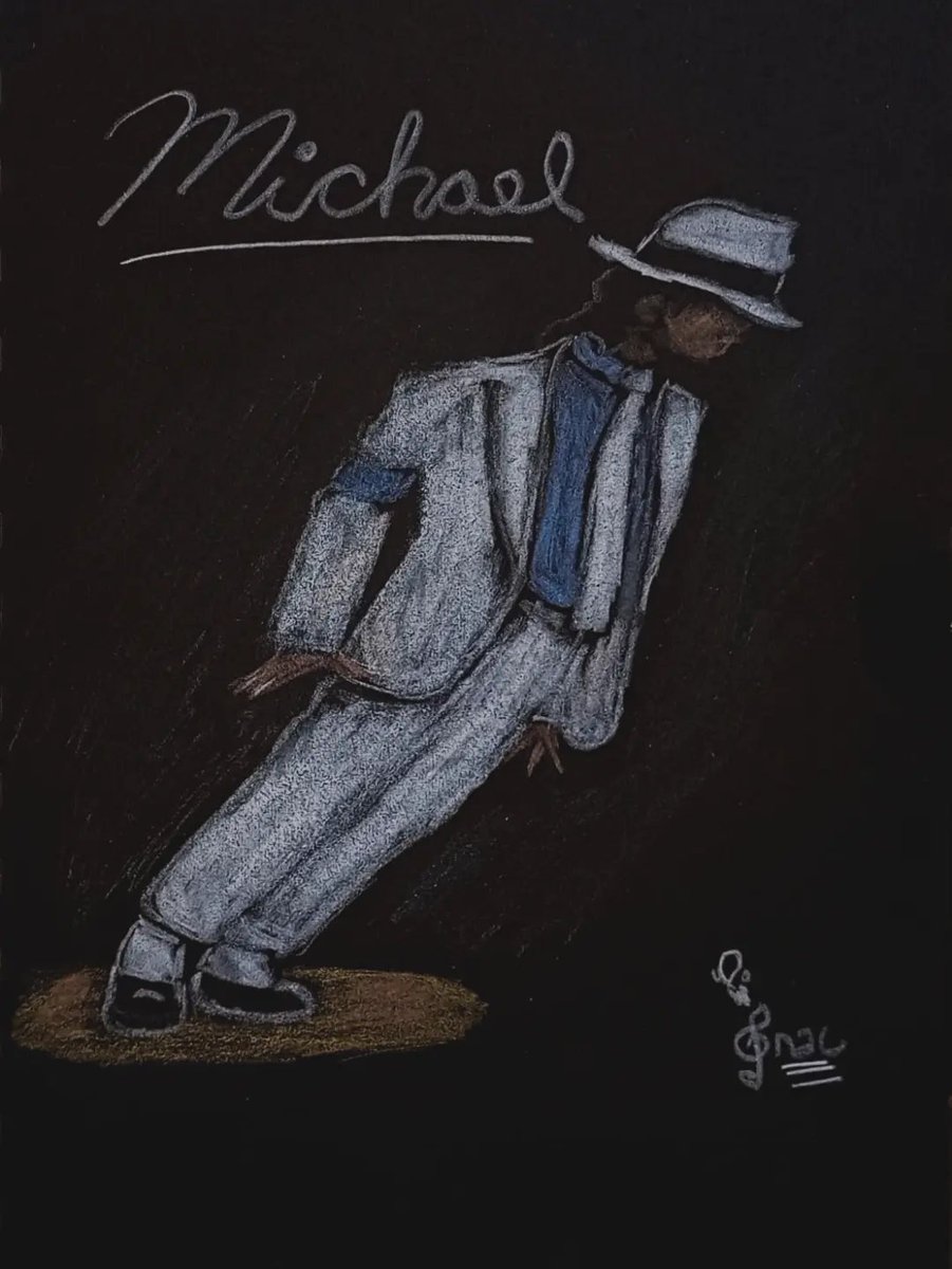 NacMLB's tweet photo. Hola chicos y chicas, que tal están? Aqui les dejo otro dibujo.

Dibujo de MJ (Michael Jackson 🎙️)

Referencia: 
Muscia _ Smooth criminal.
Artista ~ Michael Jackson.

#drawing #fanart #music #smoothcriminal #michaeljackson https://t.co/uQqMLXJXDk