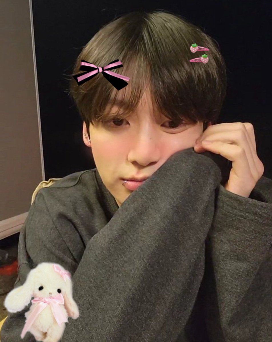 ggukbows's tweet photo. baby girl, honey bee ⊹ ࣪ ˖ ໒꒱ https://t.co/0MW6gJNcJd