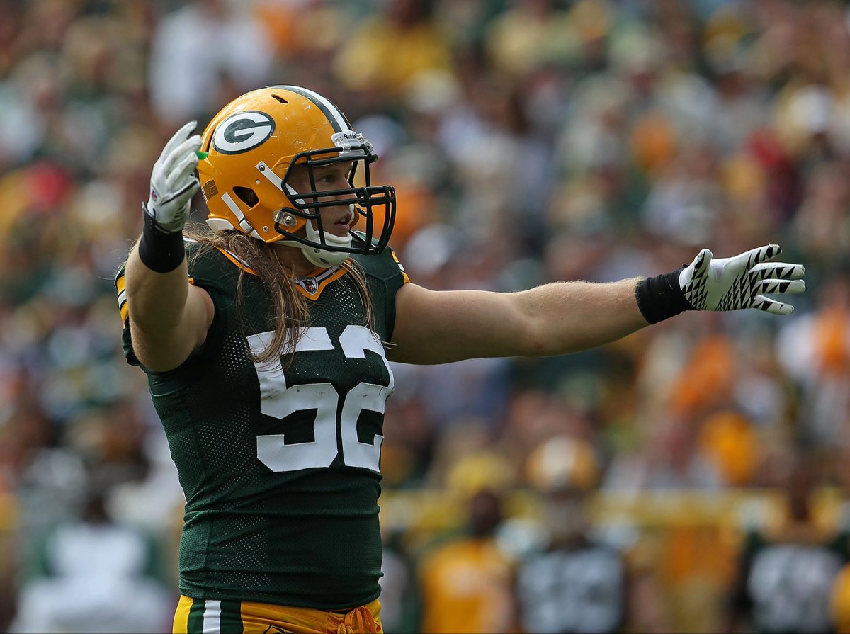 Packers_Lead's tweet photo. 🗓️ ON THIS DAY — 2010

15 years ago today, the Packers dominated the Bills 34-7.

💥 Clay Matthews: 3 sacks
🧀 Green Bay’s defense allowed just 7 points.

Matthews had 6 sacks through the first two games of the season. https://t.co/Te1yfbvzDH