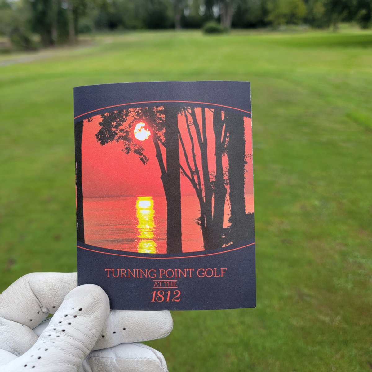 TheJoelClements's tweet photo. Bekah and I squeezed in 18 at Turning Point before the Buckeye game today.

First time playing it and really enjoyed the course. Pretty cool seeing a place back open after sitting closed for 14 years.

Saw two bald eagles fighting over a fish and somehow finished 18 just before the rain showed up.

Hard to beat some Great Lakes golf on a Saturday. ⛳️
