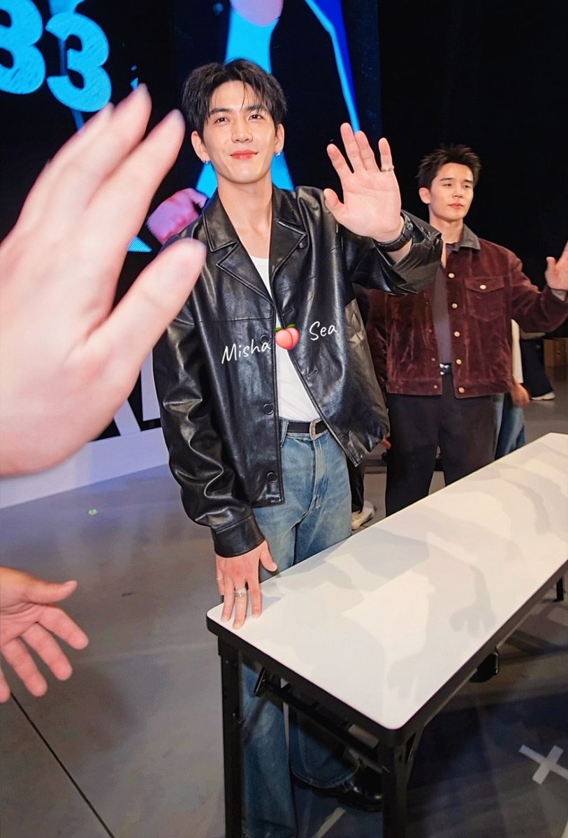 YinWarYarWin's tweet photo. ดีใจที่ได้เจอน้าาาาา 😘

JIMMYSEA DAISUKI DESU
#JimmySeaXFanday33inOSAKA
#JimmySea #จิมมี่ซี
#jimmyyjp #sea_tawinan https://t.co/Bgo8s7VRJS