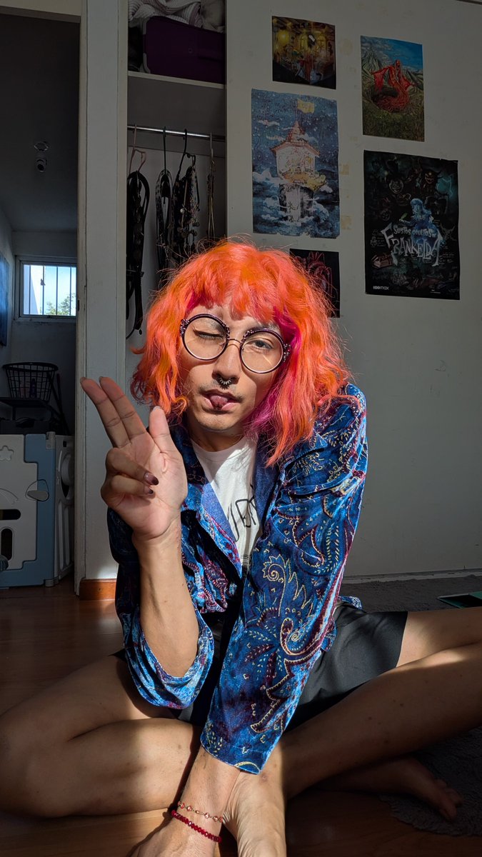 VulpyxPantomime's tweet photo. It was 'bout damn time for the sunshine to rise ☀️💕 https://t.co/Il1OzHG5B2