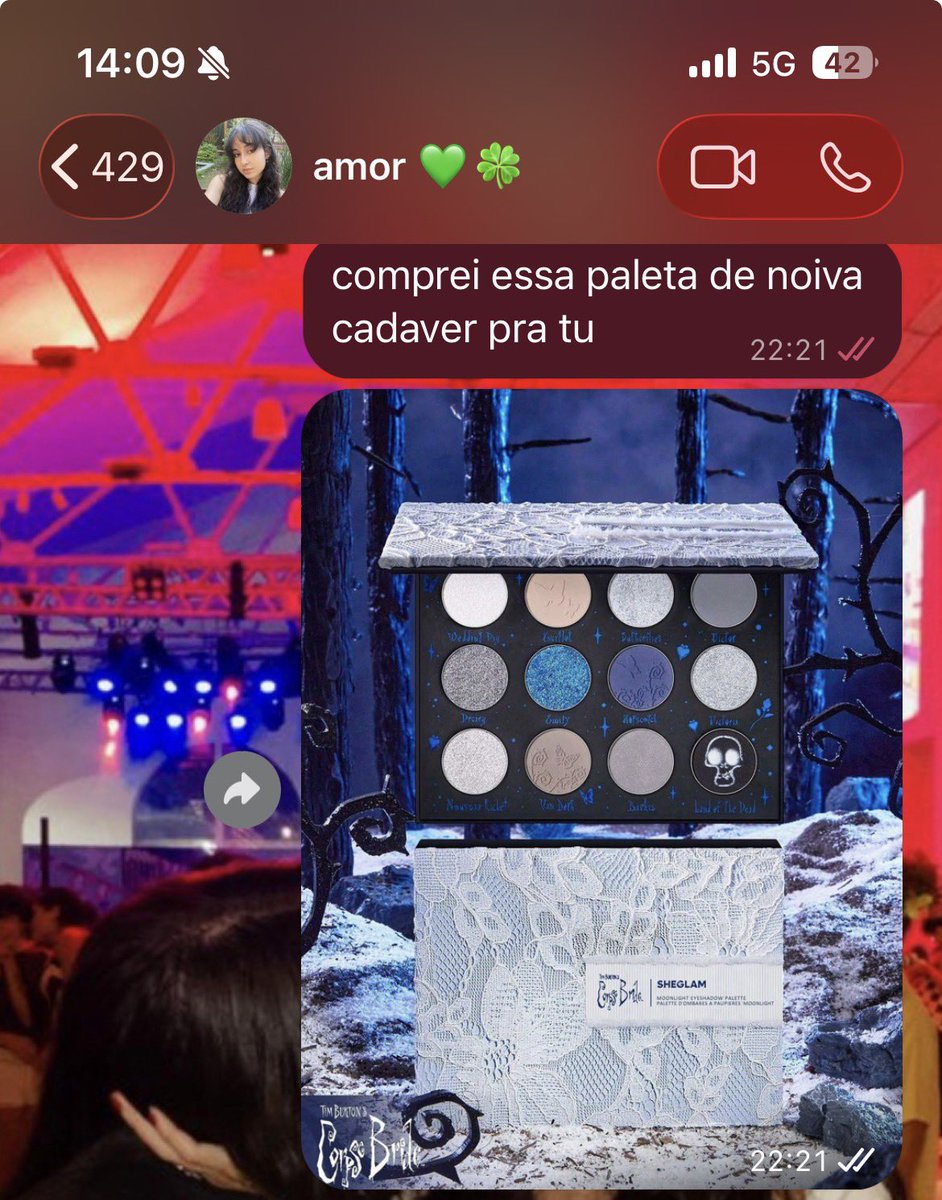 adoginthewindow's tweet photo. sou assim com a minha mulher https://t.co/XmXsVfoP6N