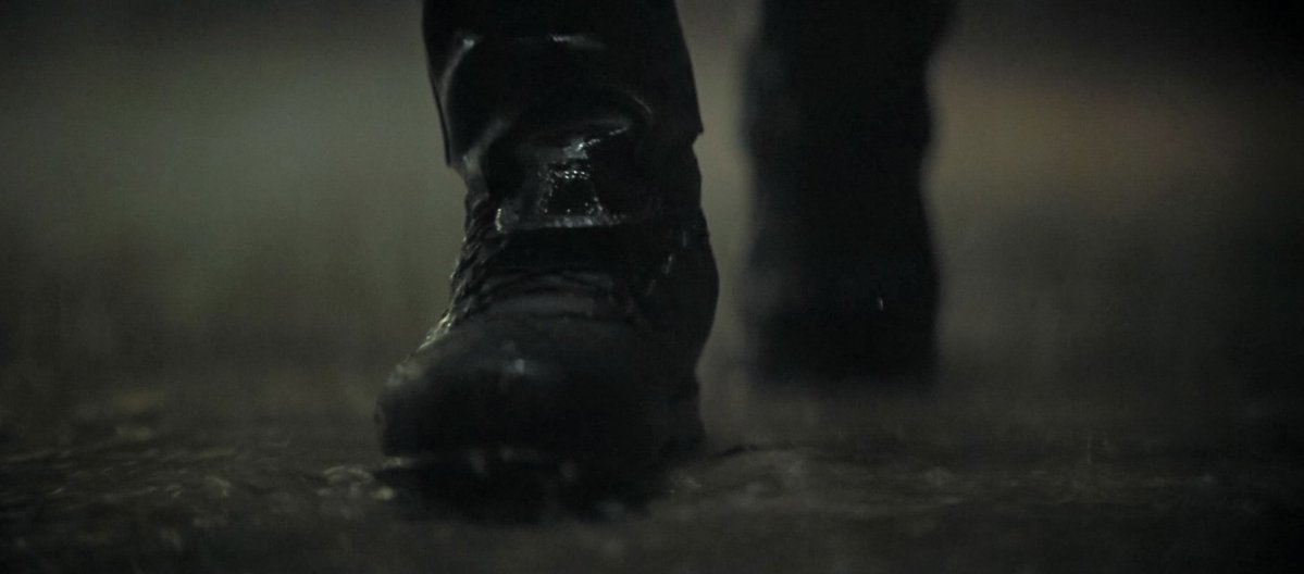 DetectiveSpade_'s tweet photo. The thought of hearing the sound of snow crunching under Batman’s leather boots like the shots from the first film in the rain has me mesmerized. https://t.co/ZvlE74uH35