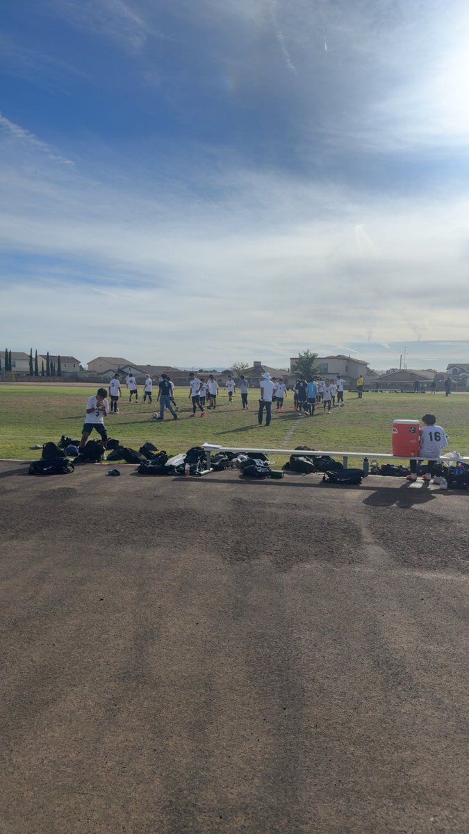 PHHS_BoysFutbol's tweet photo. Mañana de Fútbol ⚽️ Great talent and great matches as our feeder-pattern middle schools, Sun Ridge &amp; Puentes, continue to develop the next generation of Spartans. Competitive games, talented players, and a lot of potential on the field! 🔥#UnaCultura  @PHills_HS @CoachRWarner #te https://t.co/GFPtG7LH0L