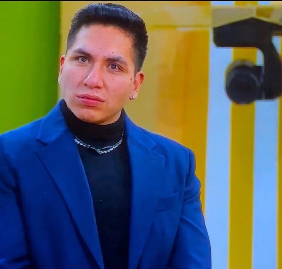 Tomyauriculares's tweet photo. DESLEAL, MALINTENCIONADO, MANIPULADOR, CONVENENCIERO, OPORTUNISTA, INTERESADO, TRAICIONERO, FALSO, HIPÓCRITA, MENTIROSO, APROVECHADOR, DESAGRADECIDO, EGOCÉNTRICO, ARROGANTE, SOBERBIO, ENGREÍDO, PRETENCIOSO, MEZQUINO, RUIN Y DESPRECIABLE 
= 
Ese Pérez 

#LaCasaDeLosFamososMéxico https://t.co/qcbyKqZIff