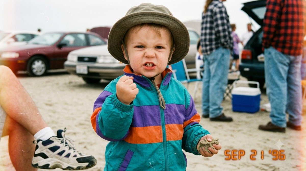 Groot_crypt's tweet photo. 90s fashion icon in the making! #successkid #SammyGriner #LaneyGriner https://t.co/NwpOuiy5n4