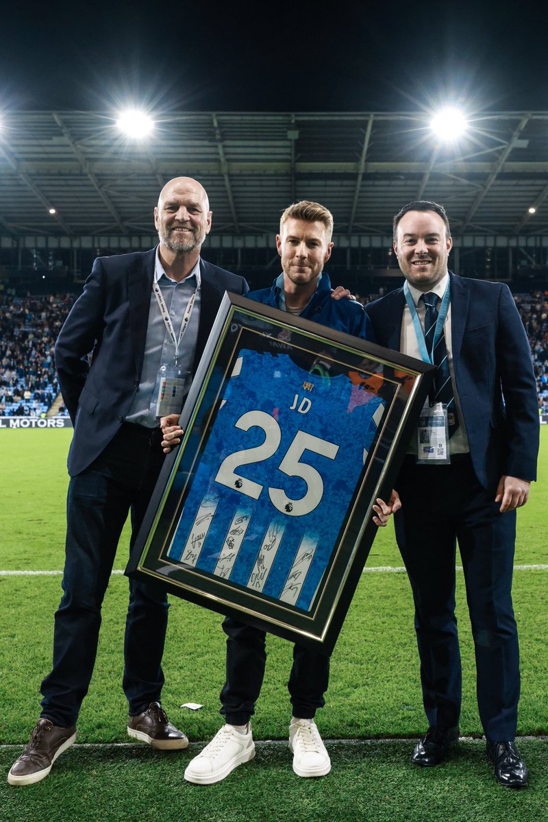 JohnDalziel's tweet photo. To all the staff, friends, players and former players who helped organise my @CoventryCityFC send off and made my final game as announcer special. Thank you. 🩵 https://t.co/V7hPonp33t