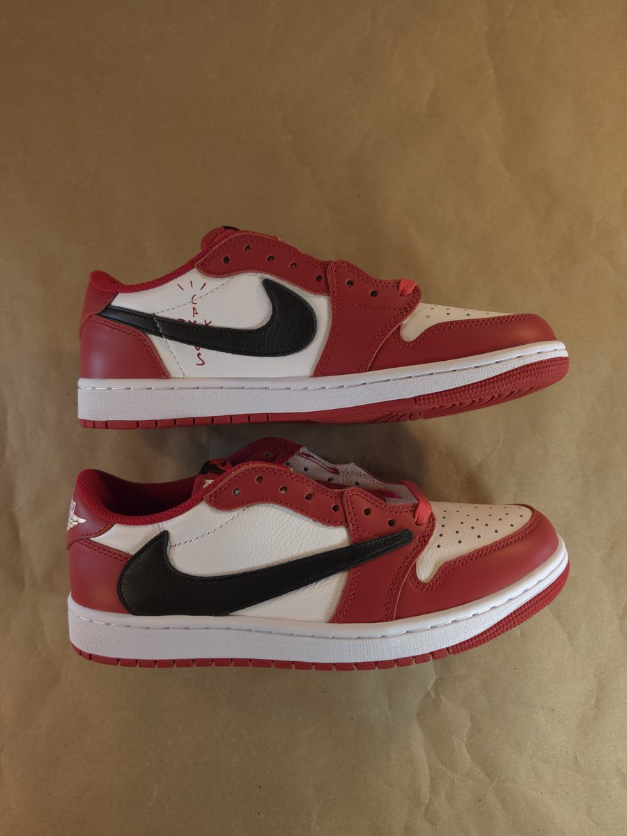 SNKR_SVAG's tweet photo. better too be early, than late.  ... 

📸: Thee Snkr Savage 🌵 👟 https://t.co/WMylxFjifX