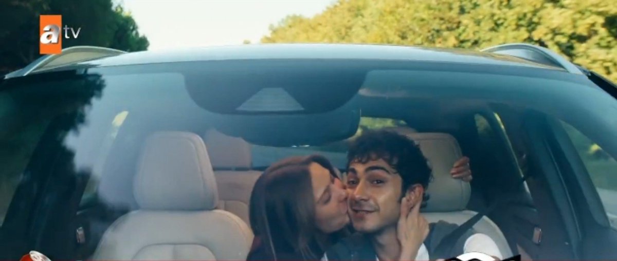 emnaz01's tweet photo. @altiustuistdizi @atvcomtr AAANNNNNEEEEEEEE❤️❤️
#altıüstüistanbul #emnaz https://t.co/iZE1osSnyr