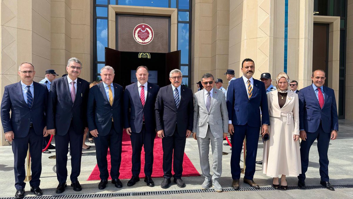 HuseyinYayman's tweet photo. 📍 KKTC

Cumhurbaşkanı Yardımcımız Sayın @_cevdetyilmaz ile birlikte KKTC’de gerçekleştirdiğimiz temaslarımızı bugün tamamladık.

Gençlik ve Spor Bakanımız Sayın @OA_BAK ’ın katılımıyla Yeni Atatürk Stadyumu ve Çok Amaçlı Spor Kompleksi Lansmanı’nı gerçekleştirdik.

Ardından Güzelyurt’a geçerek Soğuk Hava Deposu’nun açılışını gerçekleştirdik.

Kuzey Kıbrıs Türk Cumhuriyeti’nin kalkınmasına, üretimine ve geleceğine katkı sunacak yatırımların hayırlı olmasını diliyorum.