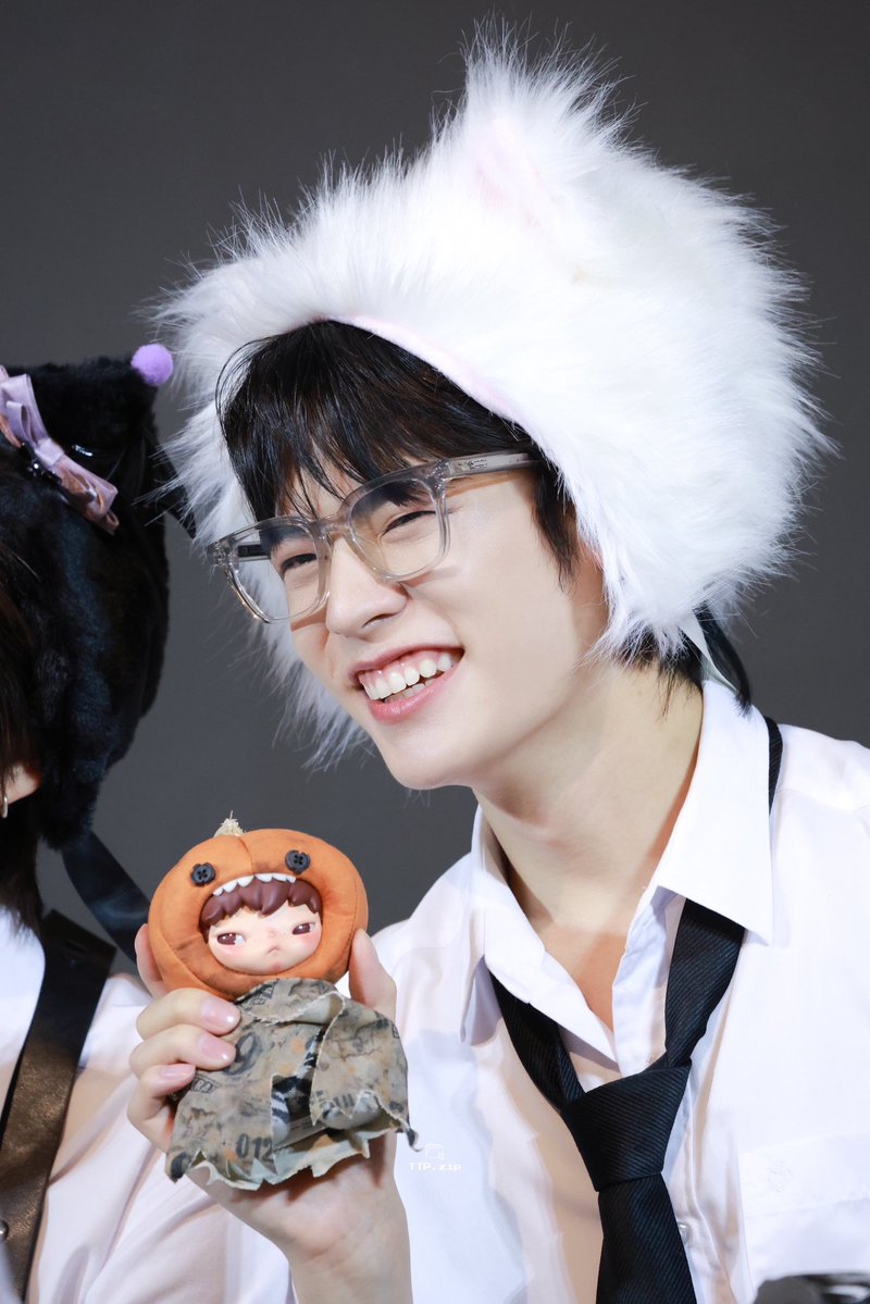 TTP_zip's tweet photo. 𖤐ˊ˗ 260919

น่ารักจังงงงงงงงงงงงงงงงงงงงงงงงงงงงงงงง

#PorSuppakarn 
TEETEEPOR SWEET FS
#YummyFansignTTP https://t.co/NfnfPMbxgY