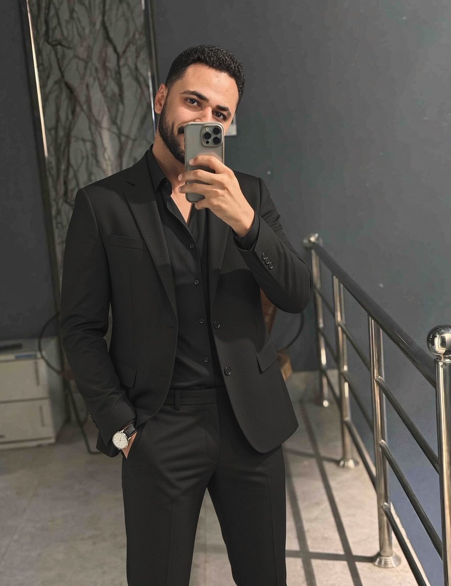 MF2510_'s tweet photo. Quote بالأسود ورّونا الجمال ♡ 🖤✨ https://t.co/s43UwTRbEM
