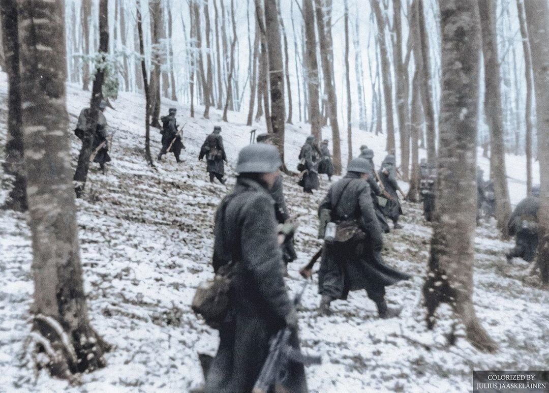 stparabellum's tweet photo. Volksgrenadiers at the Ardennes, December 1944 https://t.co/1BiTlPDWVP