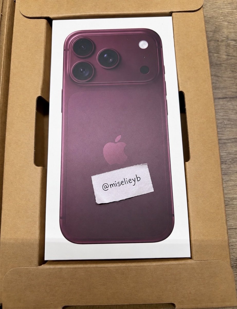 miselieyb's tweet photo. wts dijual iphone 18 pro 256gb burgundy 
masih segel

- apple warranty singapore
- udah include cukai
- not overpriced
- free case + adaptor 20w

buat yg minat lgsg dm yaa buat price nyaa avail cod and kirim2

.t wts wtb iphone 18 pro burgundy https://t.co/IcDkP2nobe