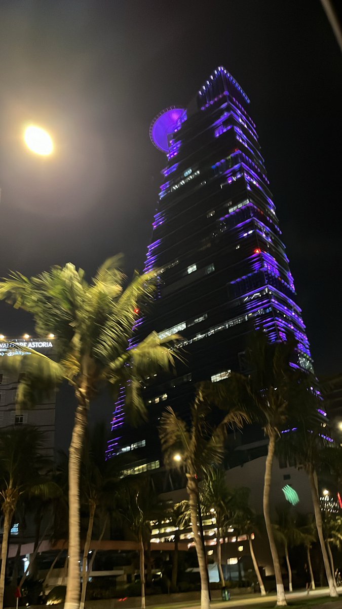 iiiloee's tweet photo. احبك ياجده https://t.co/fcYGpTiYUi