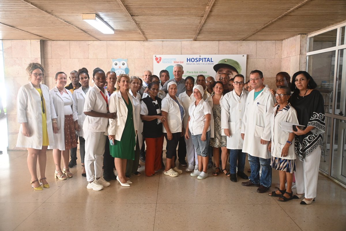 DiazCanelB's tweet photo. Ayer visitamos el hospital William Soler, un referente de la atención a las cardiopatías infantiles en #Cuba. Vi un colectivo que, pese al #BloqueoGenocida, no se ha dejado derrotar y se reinventa para cuidar a nuestros niños. Es el heroísmo cotidiano del sistema de salud cubano. https://t.co/HiRFEsGdeV