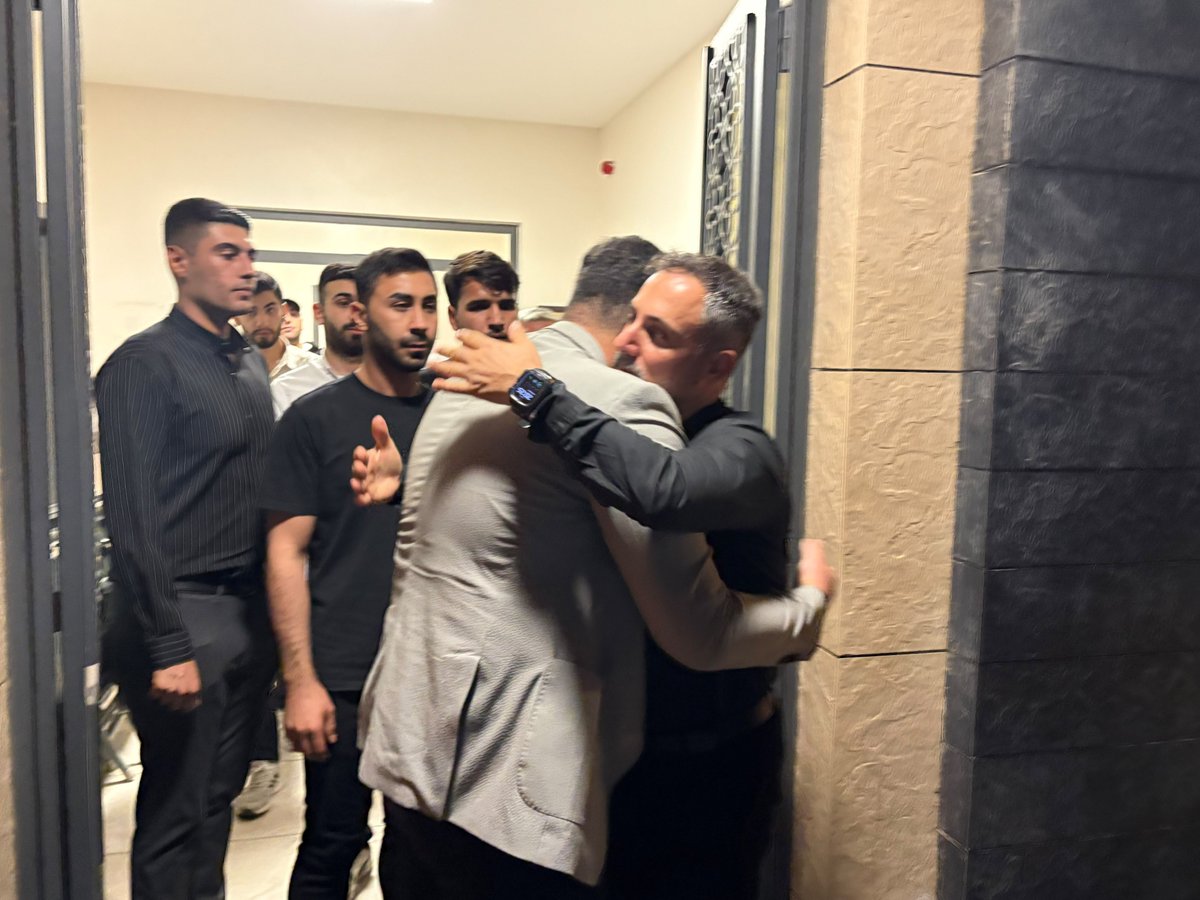 bese_yakup's tweet photo. Yürütme ve Yönetim Kurulu Üyelerimiz ve teşkilat mensuplarımız ile birlikte;

GBB Gençlik ve Spor Daire Başkanımız Sn. Mustafa Özdal’ın kıymetli annesinin vefatı dolayısıyla taziye ziyaretinde bulunduk.

Merhumeye Allah’tan rahmet; başta Sn. Mustafa Özdal olmak üzere ailesine, yakınlarına ve sevenlerine sabır ve başsağlığı diliyoruz.

@avyusufibis
@abdulhamitgul
@fatihseyrekk
@fmfedaioglu 
@FatmaSahin 
@avmustafadurmus 
@ismailguler027
@umutymz 
@avyaseminkaraca 
@mustafaozdaldr
@AKGenclikGM