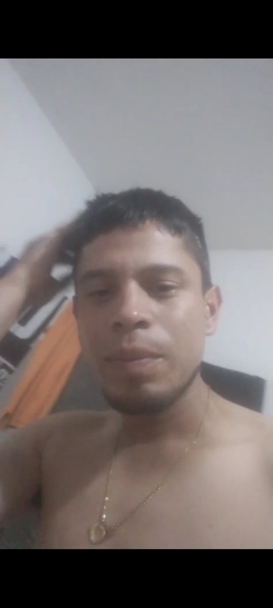 Incognito99RC's tweet photo. Motorizado hetero de Bucaramanga lo tengo en vídeo con cara hasta lanzando besitos con ese culito de hetero bien rico $$$ https://t.co/tGHIWrDgfB