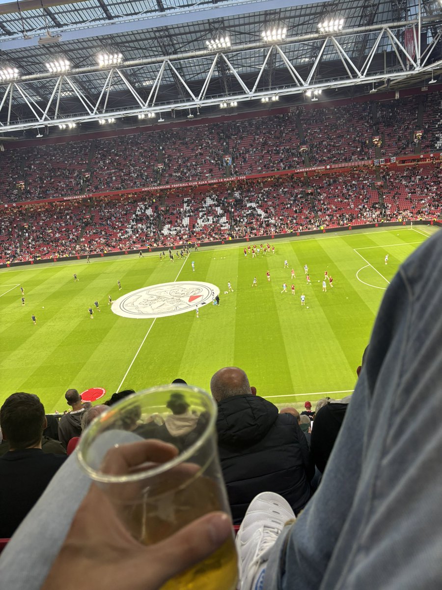 guiguimsuper's tweet photo. @AjaxHexagone On est laaa https://t.co/FfwrcV3Gwe