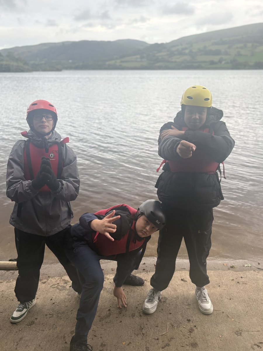 ChcCymraeg's tweet photo. Adeiladu Rafft pt. 3 https://t.co/CDIztReOVA