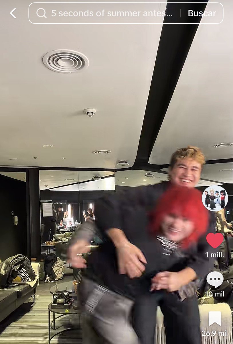 96slies's tweet photo. la manera en la que todos los tiktoks de 5sos tienen maso la misma cantidad de likes y el que hicieron aca tiene UN MILLON jajsksjsk sos famoso y haces ALGO relacionado al pais y te levantamos las redes PATRIAAAAA https://t.co/eGAfssPcUp