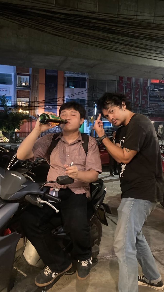 LoudSunlotus's tweet photo. Indo stres https://t.co/MmNwrJKT0T