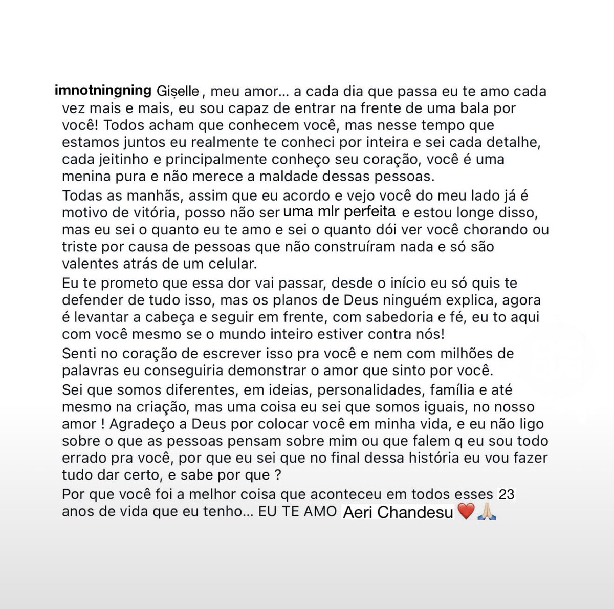 aesperfeituxas's tweet photo. 🚨FAMOSOS: Ningning se declara para Giselle:

“Eu sou capaz de entrar na frente de uma b4la por você! Você é uma menina pura e não merece a maldade dessas pessoas. Você foi a melhor coisa que aconteceu em todos esses 24 anos de vida que eu tenho... EU TE AMO Aeri Chandesu”. https://t.co/oX5bG4p8on