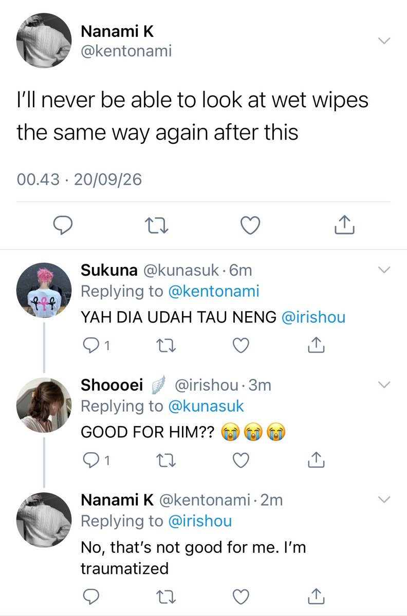etnowt's tweet photo. Tebak yang punya tiktok dan yang engga https://t.co/FlDsCASRes
