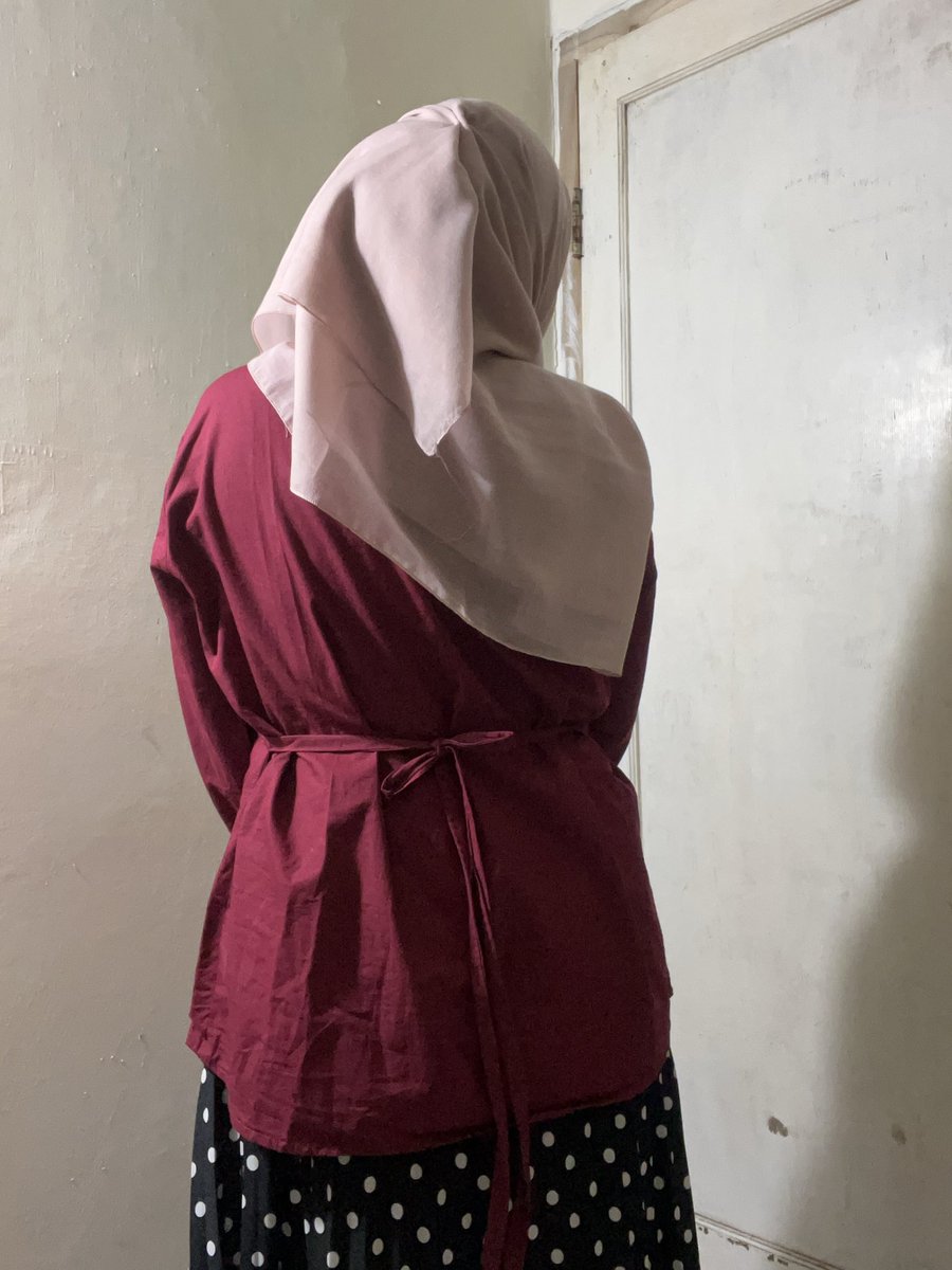 JaisySm's tweet photo. Outfit hari ini,  sedang terpolka polka. 
Ternyata marun, pink dan polka bisa disatuin juga. https://t.co/PVPsjJYJtu