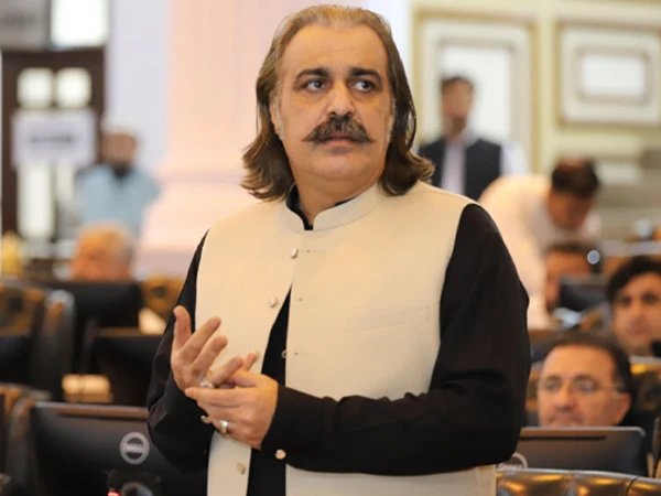akamran111's tweet photo. سابق وزیر اعلی علی امین گنڈا پور کی طبیعت ناساز، ہسپتال منتقل

علی امین گنڈاپور کو گردن میں تکلیف کی شکایت تھی، ڈاکٹرز کا مکمل آرام کا مشورہ، ذرائع https://t.co/HK5nq3ky4z