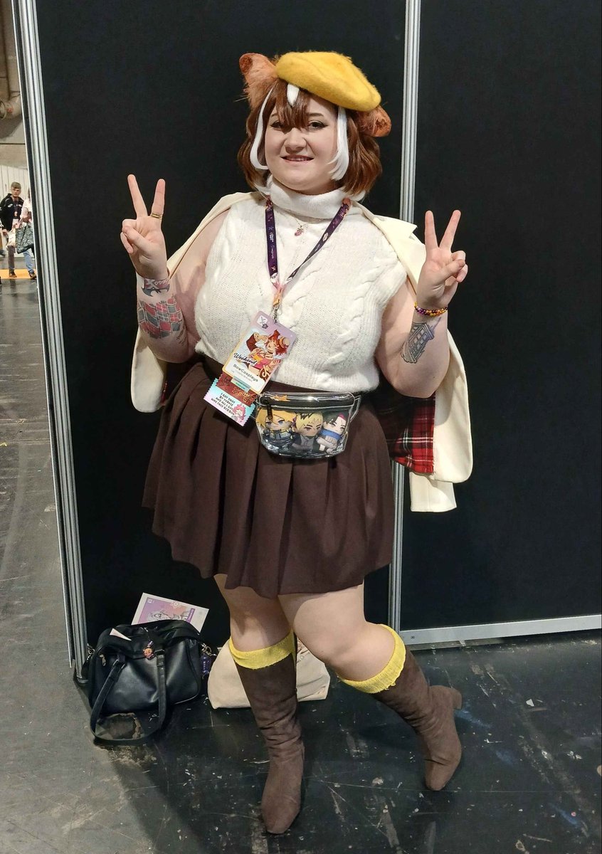 BowCosplays's tweet photo. Saturday of @Vtuber_Expo is done!! I had so many compliments on my Collie cosplay and it was amazing to meet the dawg herself @VeXpo_Collie.
Super excited for more VeXpo tomorrow!! https://t.co/2QPrWTAtRq