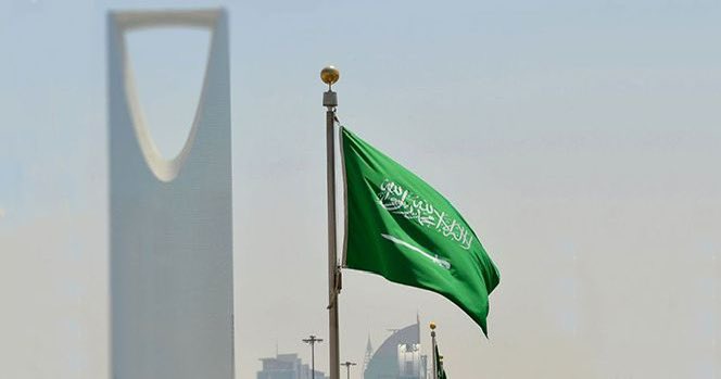 SaudiNews50's tweet photo. بعد تداول أنباء عن انتقالها إلى دبي..

شركة سعودية تنفي ما تم تداوله، وتؤكد استمرار أعمالها واستثماراتها في المملكة، وأنها باقية في السعودية دون أي خطط للانتقال إلى دولة أخرى.

- https://t.co/qt46kdEF5D