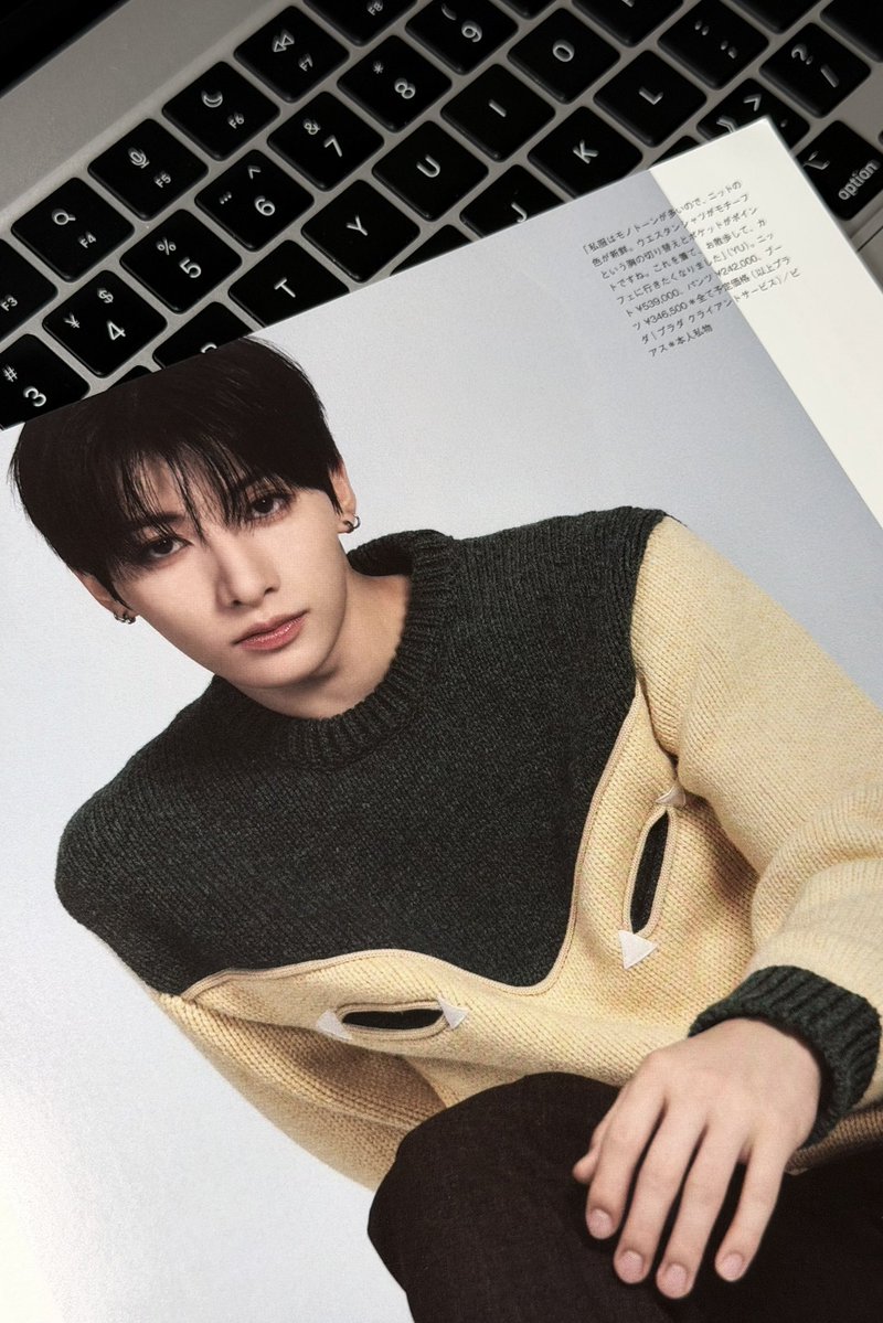 Diary__Quinn's tweet photo. GINZA MAGAZINE  2025年十月号

もうすぐ秋の季節ね🍂
ユウはセーターがとても似合ってる^_^
完全にイケメンだ🫶🏻
あまりにも完璧なので、ぜひみんなで共有したいですね🖤

#NEXZ #YU 
#ユウ #유우 
#ネクスジ #넥스지 https://t.co/wc9N6ZQutz