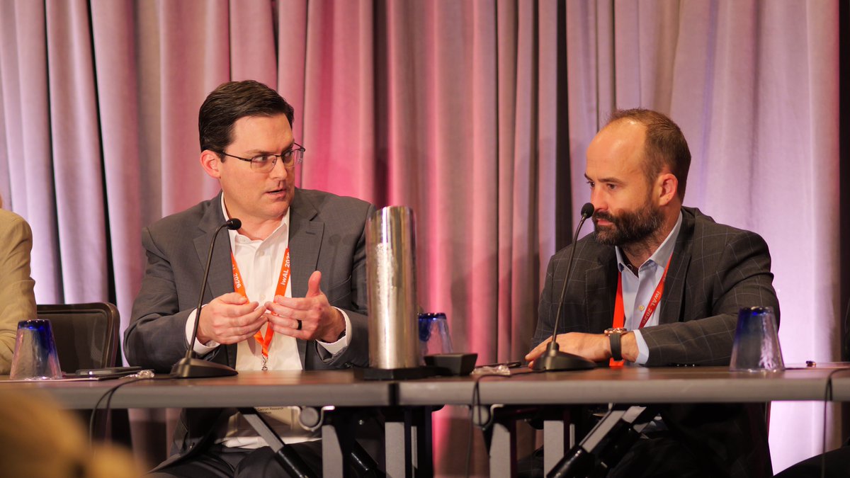 VJHemOnc's tweet photo. 🧬 Session 5 at #iwAL26: Immunotherapies in #AML, chaired by Pinkal Desai (@DrPinkalDesai) & Roland Walter (@RolandBWalter)!
Featuring AVC-201's switchable CAR-T (Marion Subklewe), SENTI-202's logic-gated cell therapy (Stephen Strickland/@SAStricklandMD), novel T-cell engager targets in R/R AML (David Sallman), and pivekimab sunirine (Naval Daver/@Daver_Leukemia).
#iwAL #LeuSM