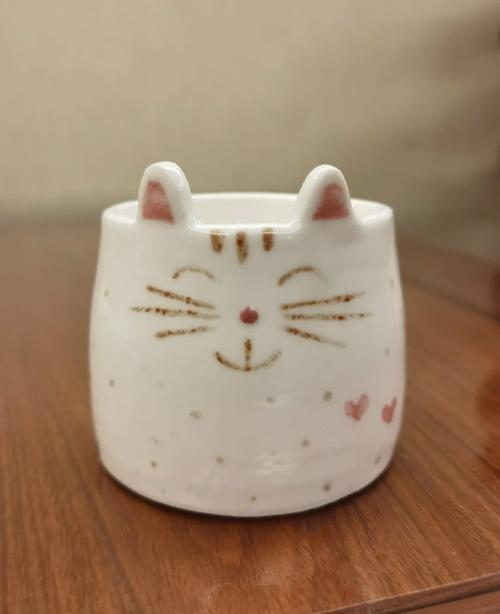 puddq418240's tweet photo. Just finished this cute DIY ceramic cat mug with my own two hands  It’s perfect for morning coffee—nothing beats handmade!， https://t.co/fgSdrutGNM
