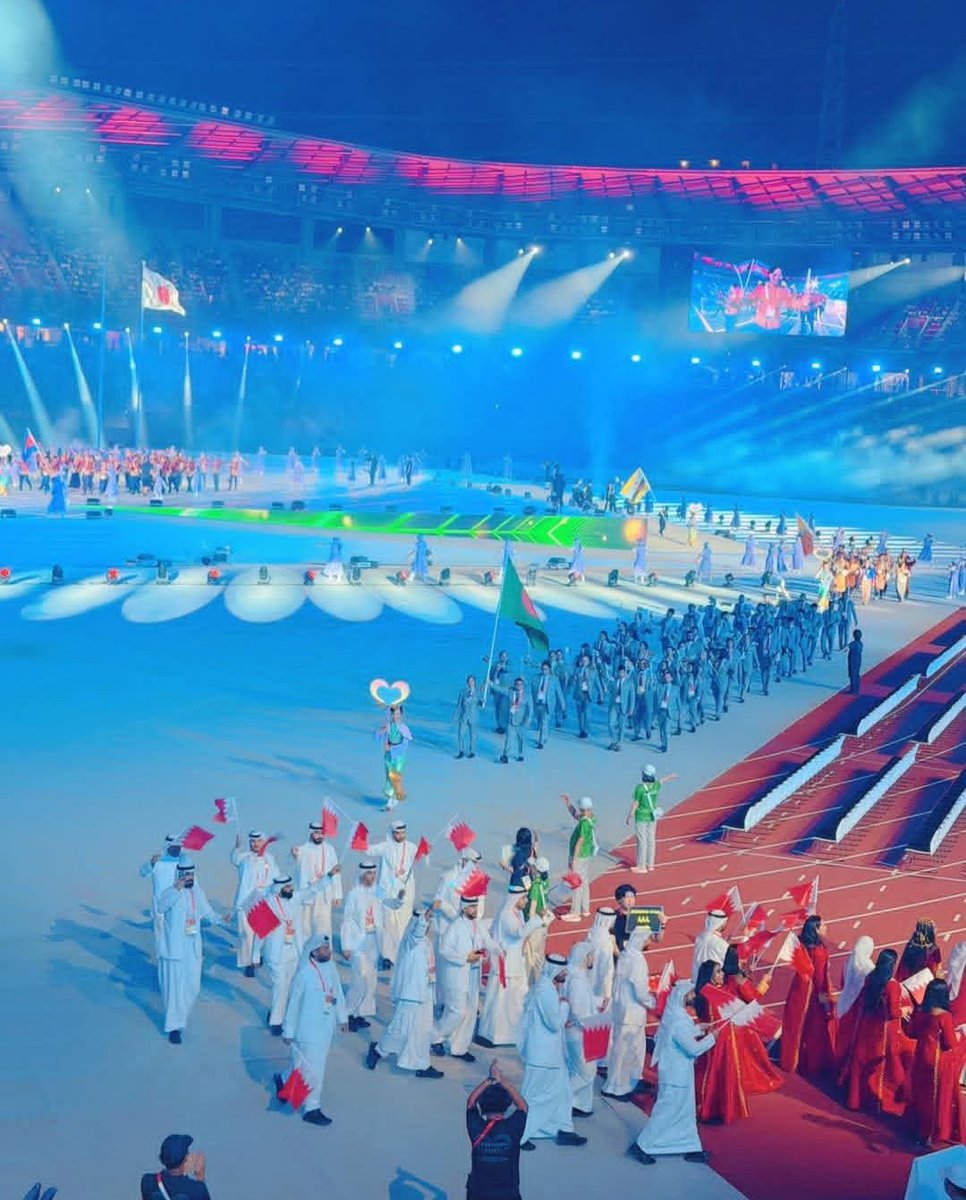 AlhdyryHam689's tweet photo. إلى ملاعب البادل والتيكبول المبتكرة، تفتح هذه النسخة الأبواب أمام مواهب جديدة لتسطع في سماء القارة. على مدار أسبوعين من الإثارة المتواصلة، ستكون الملاعب اليابانية مسرحاً لدراما رياضية حقيقية، حيث تفصل تفاصيل صغيرة بين الخسارة والنَّصر بـواحدة من 1407 ميداليات تاريخية. https://t.co/MoNUk55PI9