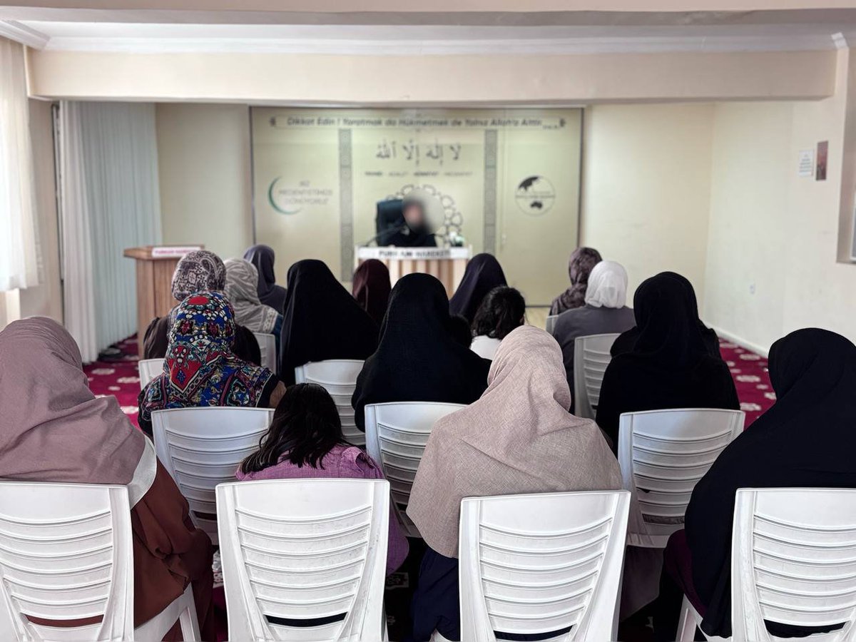 vanfrkn6565's tweet photo. Van Furkan hareketi kadın kolları olarak bu cumartesi gerçekleştirdiğimiz dersimizde "iman ve imtihan" konusunu ele aldık.

Her imtihan, kulun Rabbine olan bağlılığını güçlendirmek için bir fırsattır. https://t.co/NIvRSjP7Xc