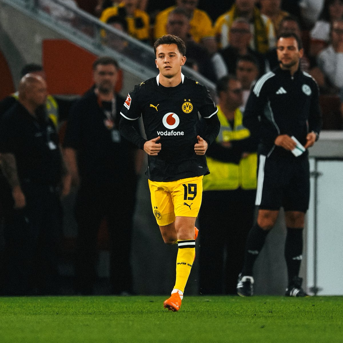 BlackYellow's tweet photo. Back again 🇬🇷 https://t.co/vPJm9u2SUP