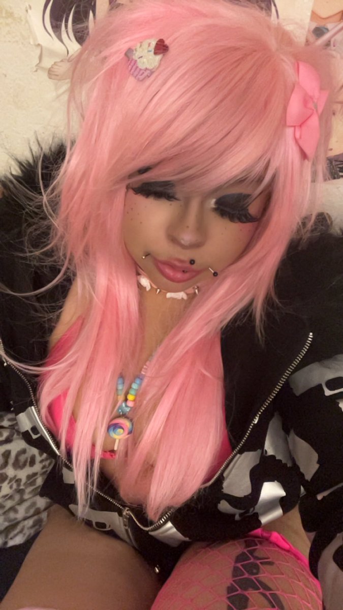 bbcbarbiedoll's tweet photo. need a black baby daddy ASAP 🍬 https://t.co/ct0xp9ytfm